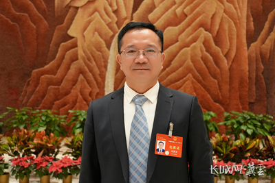 代表履責(zé)，兩會聲音｜中國樂凱黨委書記、董事長侯景濱履職盡責(zé)、建言獻(xiàn)策