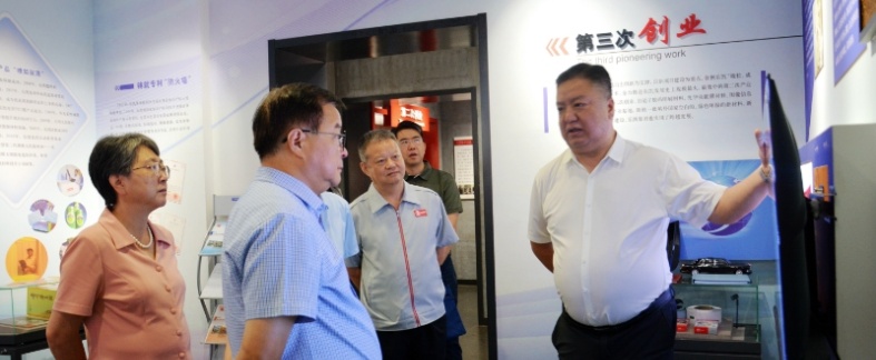 集團(tuán)公司外部董事到中國(guó)樂(lè)凱開(kāi)展“十五五”規(guī)劃編制專題調(diào)研